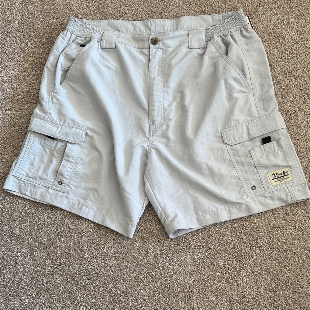 Men's Cargo Shorts in Light Gray